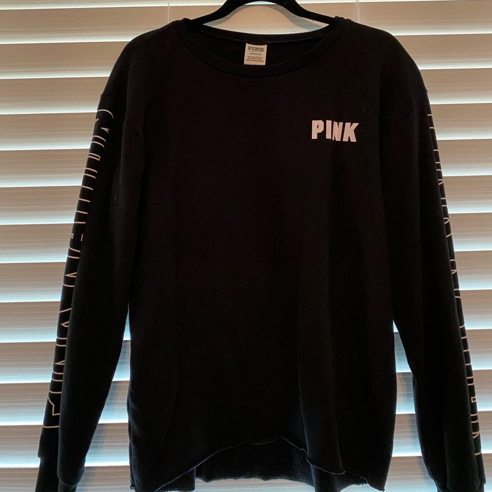 crew neck